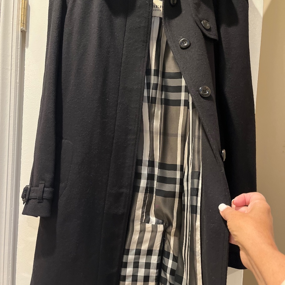 burberry coat - Picture 1 of 8